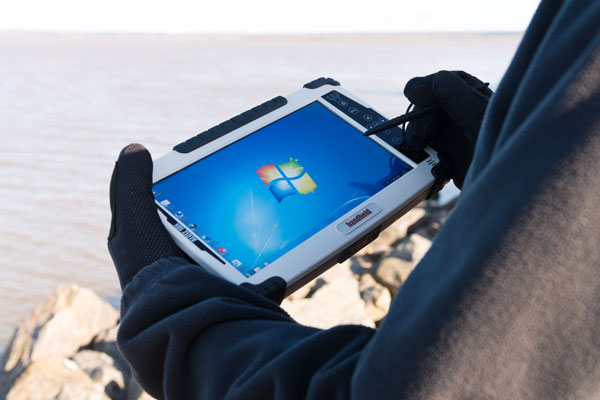 ������� Handheld Algiz 10X � ��������� ������� ������������ ����.    